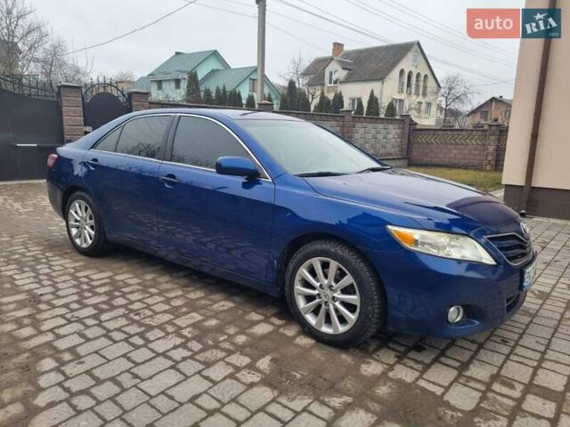 Синій Тойота Камрі, об'ємом двигуна 2.5 л та пробігом 232 тис. км за 9200 $, фото 4 на Automoto.ua