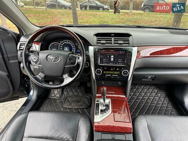 Синій Тойота Камрі, об'ємом двигуна 2.5 л та пробігом 183 тис. км за 11700 $, фото 31 на Automoto.ua