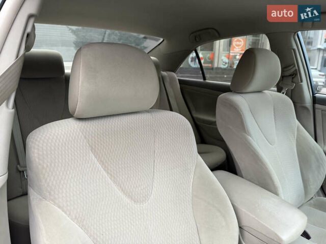 Синій Тойота Камрі, об'ємом двигуна 2.5 л та пробігом 205 тис. км за 8800 $, фото 62 на Automoto.ua