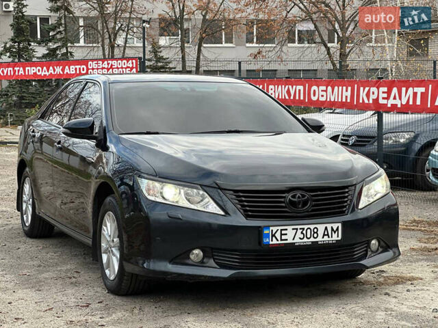 Синій Тойота Камрі, об'ємом двигуна 2.5 л та пробігом 183 тис. км за 11700 $, фото 3 на Automoto.ua