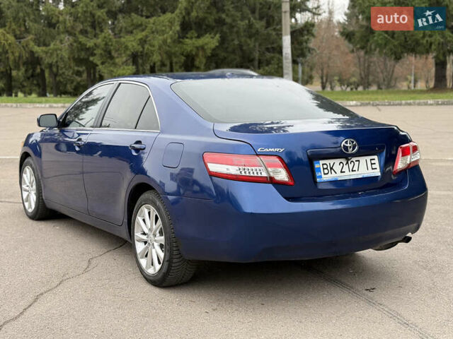 Синій Тойота Камрі, об'ємом двигуна 2.5 л та пробігом 205 тис. км за 8800 $, фото 9 на Automoto.ua