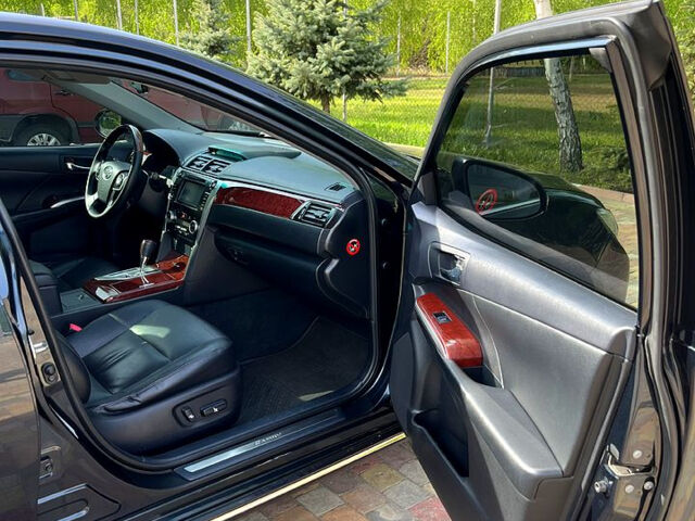 Синий Тойота Камри, объемом двигателя 2.5 л и пробегом 209 тыс. км за 13450 $, фото 10 на Automoto.ua