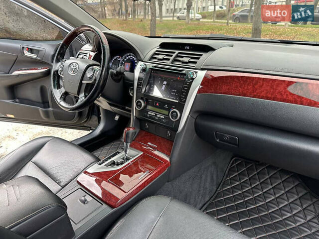 Синій Тойота Камрі, об'ємом двигуна 2.5 л та пробігом 183 тис. км за 11700 $, фото 28 на Automoto.ua