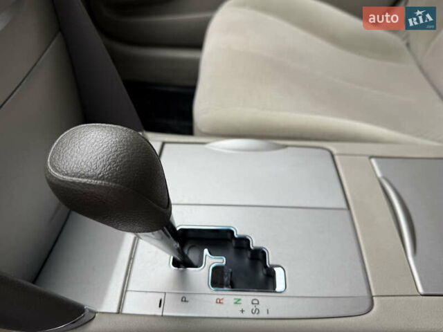 Синій Тойота Камрі, об'ємом двигуна 2.5 л та пробігом 205 тис. км за 8800 $, фото 45 на Automoto.ua