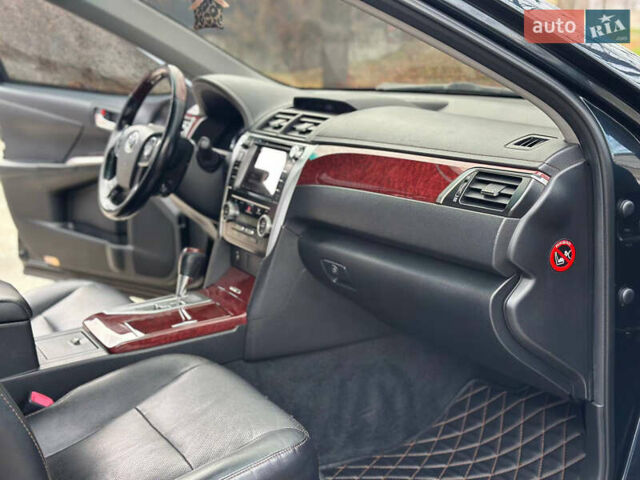 Синій Тойота Камрі, об'ємом двигуна 2.5 л та пробігом 183 тис. км за 11700 $, фото 24 на Automoto.ua