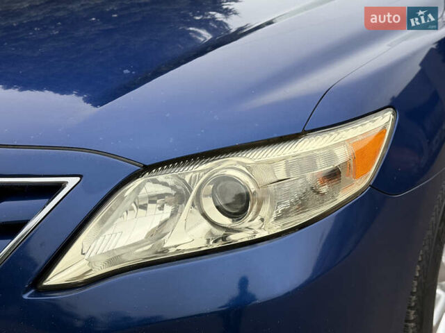 Синій Тойота Камрі, об'ємом двигуна 2.5 л та пробігом 205 тис. км за 8800 $, фото 6 на Automoto.ua