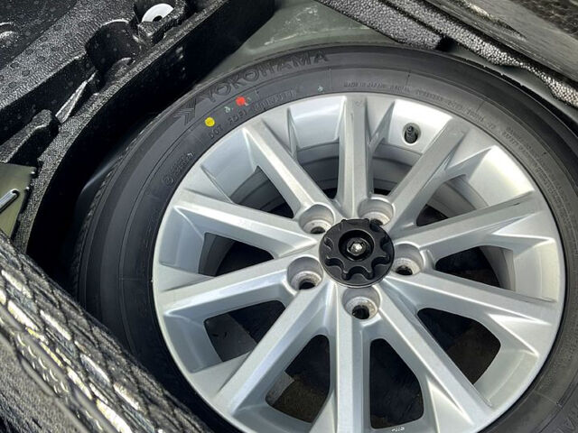 Синий Тойота Камри, объемом двигателя 2.5 л и пробегом 209 тыс. км за 13450 $, фото 11 на Automoto.ua