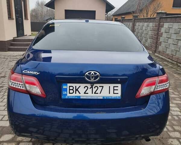 Синій Тойота Камрі, об'ємом двигуна 2.5 л та пробігом 232 тис. км за 9200 $, фото 10 на Automoto.ua
