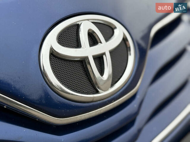 Синій Тойота Камрі, об'ємом двигуна 2.5 л та пробігом 205 тис. км за 8800 $, фото 21 на Automoto.ua