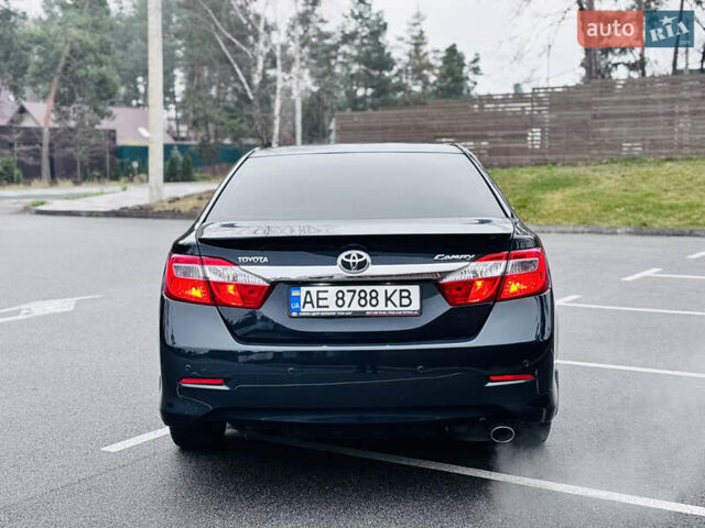 Синій Тойота Камрі, об'ємом двигуна 2.5 л та пробігом 239 тис. км за 14500 $, фото 8 на Automoto.ua