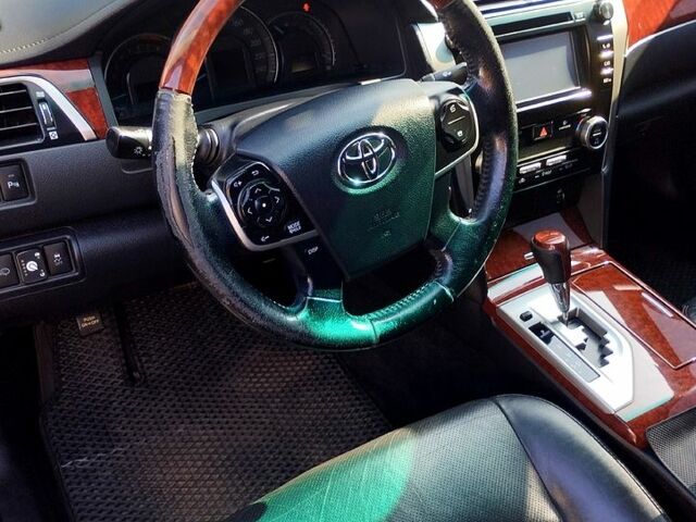 Синій Тойота Камрі, об'ємом двигуна 2.5 л та пробігом 285 тис. км за 9800 $, фото 5 на Automoto.ua