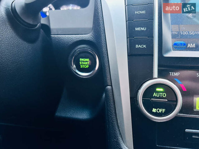 Синій Тойота Камрі, об'ємом двигуна 2.5 л та пробігом 239 тис. км за 14500 $, фото 33 на Automoto.ua