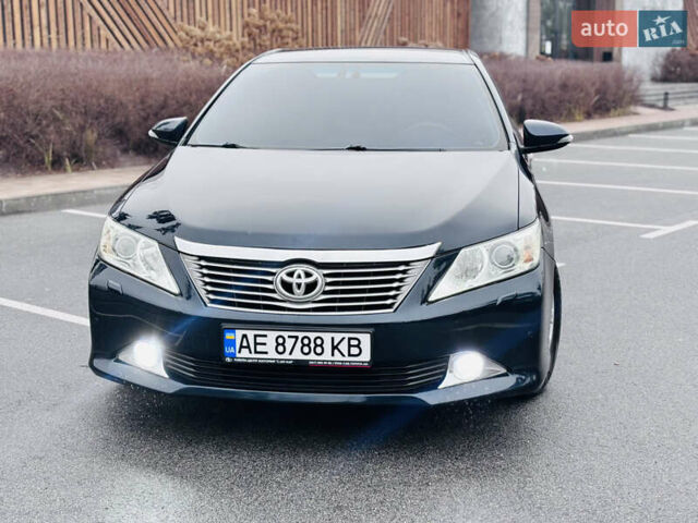 Синій Тойота Камрі, об'ємом двигуна 2.5 л та пробігом 239 тис. км за 14500 $, фото 7 на Automoto.ua