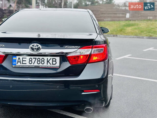 Синій Тойота Камрі, об'ємом двигуна 2.5 л та пробігом 239 тис. км за 14500 $, фото 11 на Automoto.ua