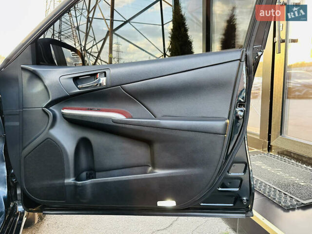 Синій Тойота Камрі, об'ємом двигуна 2.49 л та пробігом 231 тис. км за 12700 $, фото 25 на Automoto.ua