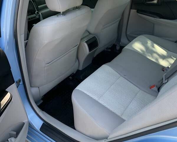 Синій Тойота Камрі, об'ємом двигуна 2.5 л та пробігом 137 тис. км за 14000 $, фото 11 на Automoto.ua