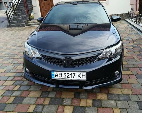 Синий Тойота Камри, объемом двигателя 2.49 л и пробегом 224 тыс. км за 10900 $, фото 2 на Automoto.ua