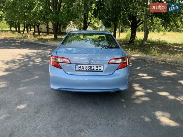 Синій Тойота Камрі, об'ємом двигуна 2.5 л та пробігом 137 тис. км за 14000 $, фото 6 на Automoto.ua