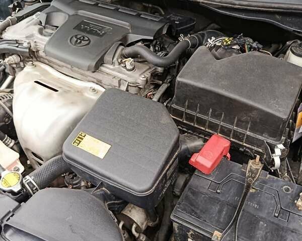 Синий Тойота Камри, объемом двигателя 2.49 л и пробегом 224 тыс. км за 10900 $, фото 13 на Automoto.ua