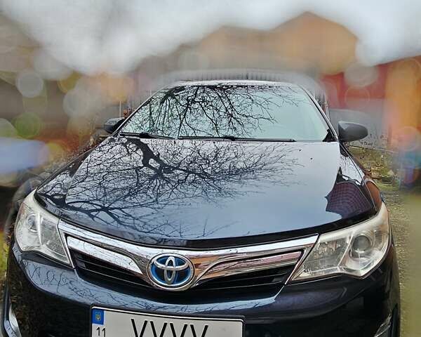 Синий Тойота Камри, объемом двигателя 2.49 л и пробегом 198 тыс. км за 14700 $, фото 1 на Automoto.ua