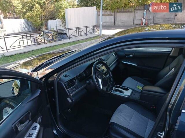 Синий Тойота Камри, объемом двигателя 2.5 л и пробегом 169 тыс. км за 11500 $, фото 27 на Automoto.ua