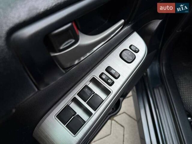 Синий Тойота Камри, объемом двигателя 2.49 л и пробегом 247 тыс. км за 14000 $, фото 15 на Automoto.ua