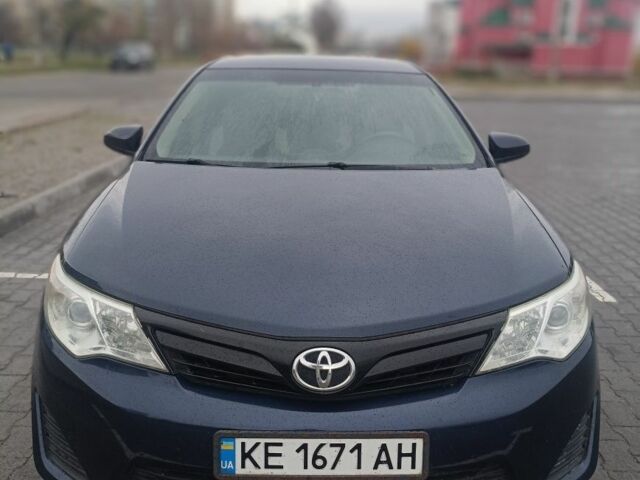 Синій Тойота Камрі, об'ємом двигуна 2.5 л та пробігом 157 тис. км за 12700 $, фото 2 на Automoto.ua