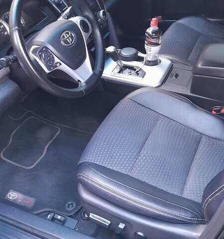 Синий Тойота Камри, объемом двигателя 2.5 л и пробегом 225 тыс. км за 11900 $, фото 13 на Automoto.ua