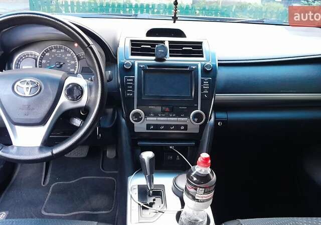Синий Тойота Камри, объемом двигателя 2.5 л и пробегом 225 тыс. км за 11900 $, фото 12 на Automoto.ua