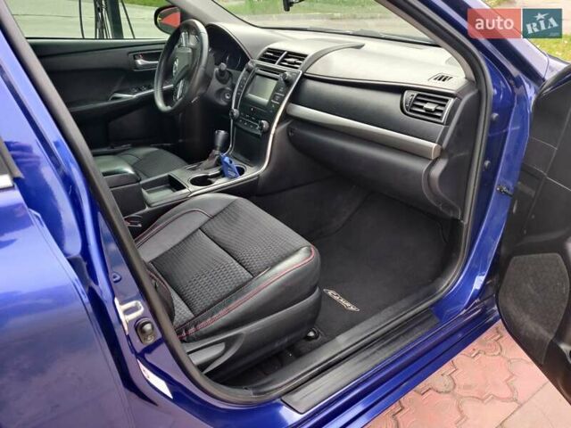 Синий Тойота Камри, объемом двигателя 2.5 л и пробегом 238 тыс. км за 13200 $, фото 22 на Automoto.ua