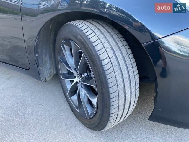 Тойота Камри 2014 в Броварах на Automoto.ua Синий Тойота Камри, объемом двигателя 2.49 л и пробегом 227 тыс. км за 14800 $, фото 10 на Automoto.ua