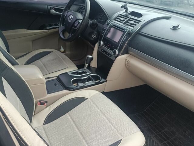 Синій Тойота Камрі, об'ємом двигуна 2.5 л та пробігом 157 тис. км за 12700 $, фото 4 на Automoto.ua