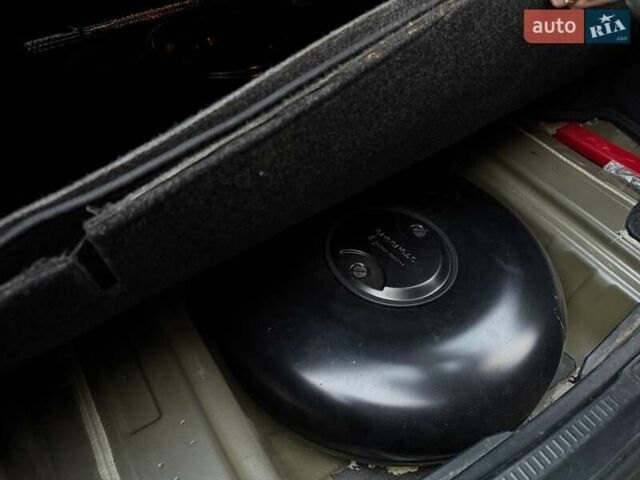 Синий Тойота Камри, объемом двигателя 2.49 л и пробегом 247 тыс. км за 14000 $, фото 26 на Automoto.ua