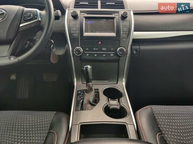 Синий Тойота Камри, объемом двигателя 2.5 л и пробегом 238 тыс. км за 13200 $, фото 27 на Automoto.ua