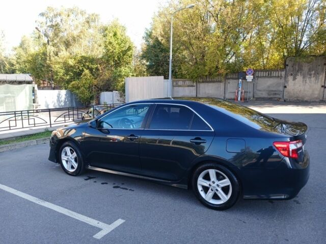 Синий Тойота Камри, объемом двигателя 2.5 л и пробегом 177 тыс. км за 11400 $, фото 7 на Automoto.ua