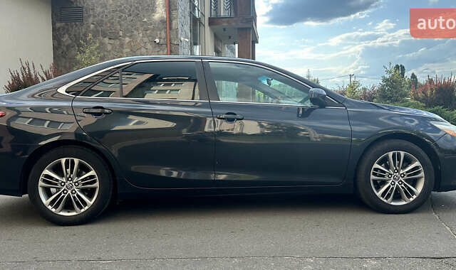 Синий Тойота Камри, объемом двигателя 2.49 л и пробегом 252 тыс. км за 12500 $, фото 1 на Automoto.ua