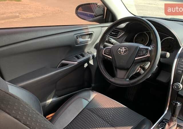 Тойота Камри 2015 в Харькове на Automoto.ua Синий Тойота Камри, объемом двигателя 2.5 л и пробегом 126 тыс. км за 14500 $, фото 14 на Automoto.ua