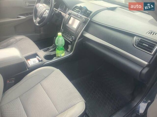 Синій Тойота Камрі, об'ємом двигуна 2.49 л та пробігом 182 тис. км за 11900 $, фото 3 на Automoto.ua