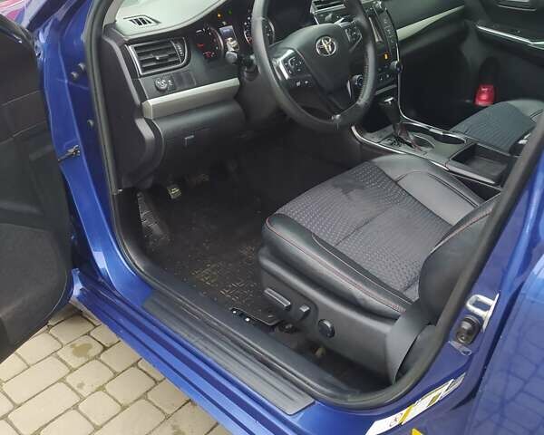 Синий Тойота Камри, объемом двигателя 2.49 л и пробегом 255 тыс. км за 12000 $, фото 10 на Automoto.ua