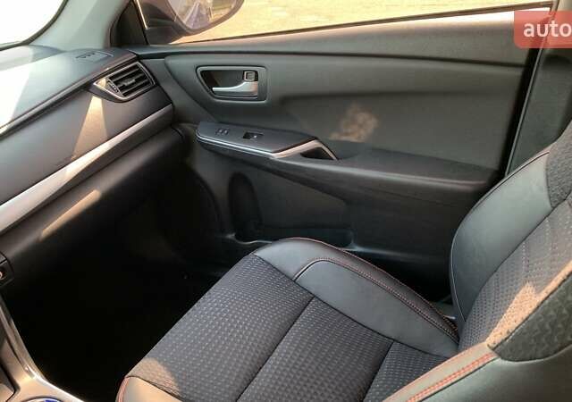 Тойота Камри 2015 в Харькове на Automoto.ua Синий Тойота Камри, объемом двигателя 2.5 л и пробегом 126 тыс. км за 14500 $, фото 15 на Automoto.ua
