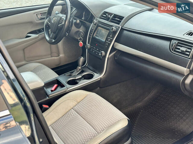 Синий Тойота Камри, объемом двигателя 2.49 л и пробегом 252 тыс. км за 12500 $, фото 7 на Automoto.ua