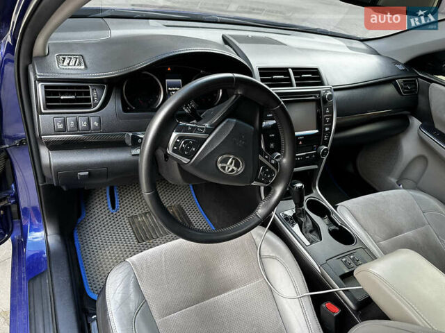 Синий Тойота Камри, объемом двигателя 3.5 л и пробегом 184 тыс. км за 13500 $, фото 8 на Automoto.ua