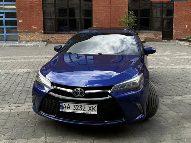 Синий Тойота Камри, объемом двигателя 3.5 л и пробегом 184 тыс. км за 13500 $, фото 1 на Automoto.ua