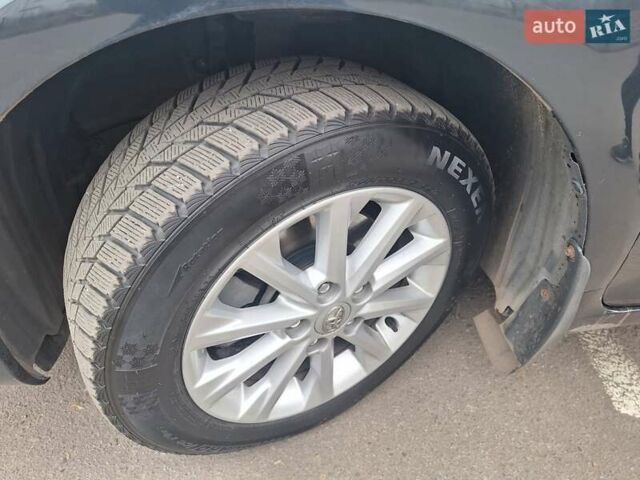 Синий Тойота Камри, объемом двигателя 2.5 л и пробегом 147 тыс. км за 16800 $, фото 29 на Automoto.ua