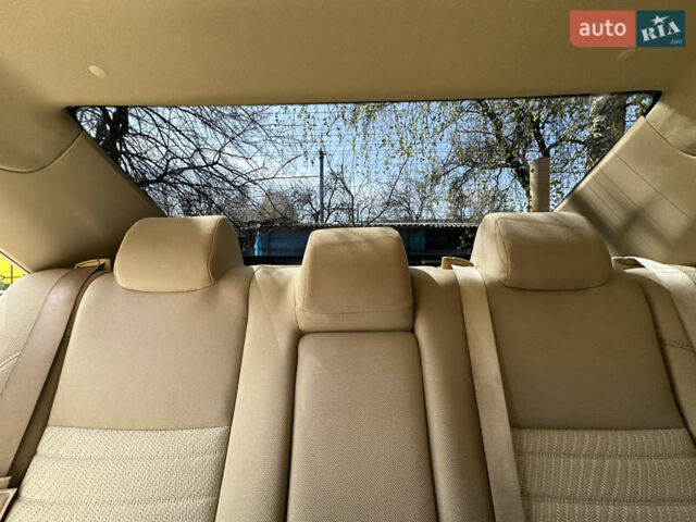 Синій Тойота Камрі, об'ємом двигуна 2.5 л та пробігом 295 тис. км за 14300 $, фото 15 на Automoto.ua