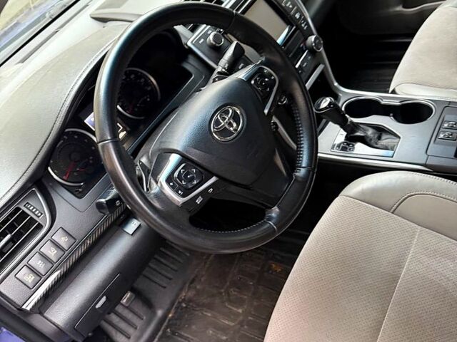 Синий Тойота Камри, объемом двигателя 3.5 л и пробегом 219 тыс. км за 15000 $, фото 4 на Automoto.ua