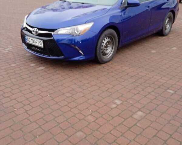 Синий Тойота Камри, объемом двигателя 2.5 л и пробегом 130 тыс. км за 12700 $, фото 1 на Automoto.ua