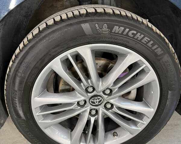 Синий Тойота Камри, объемом двигателя 2.49 л и пробегом 116 тыс. км за 16500 $, фото 12 на Automoto.ua