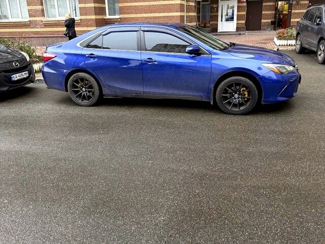 Синий Тойота Камри, объемом двигателя 3.5 л и пробегом 219 тыс. км за 15000 $, фото 2 на Automoto.ua