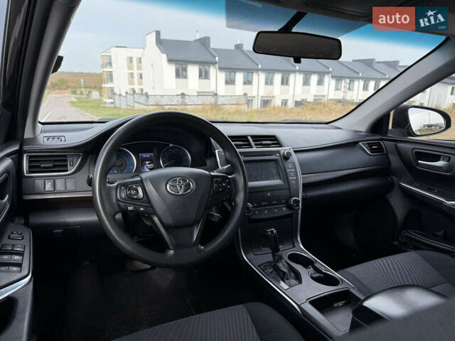 Синій Тойота Камрі, об'ємом двигуна 2.49 л та пробігом 205 тис. км за 13500 $, фото 11 на Automoto.ua